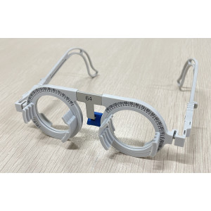 Messbrille mit fester PD 64